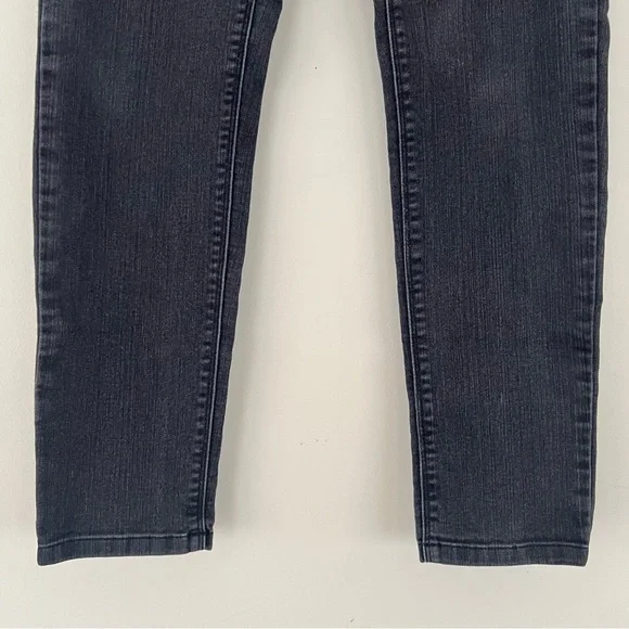 White House Black Market Women’s Skinny Leg Jeans - Picture 7 of 8